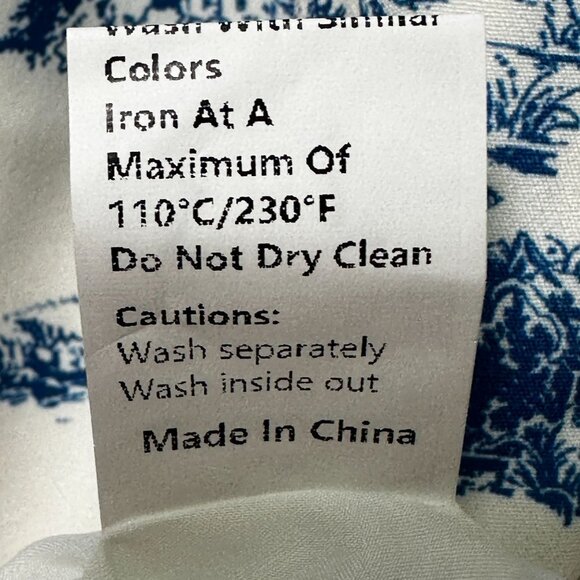 Commense Women’s Sleeveless Toile Print Vest Size L Blue Cream Button Front NWT - Picture 6 of 12